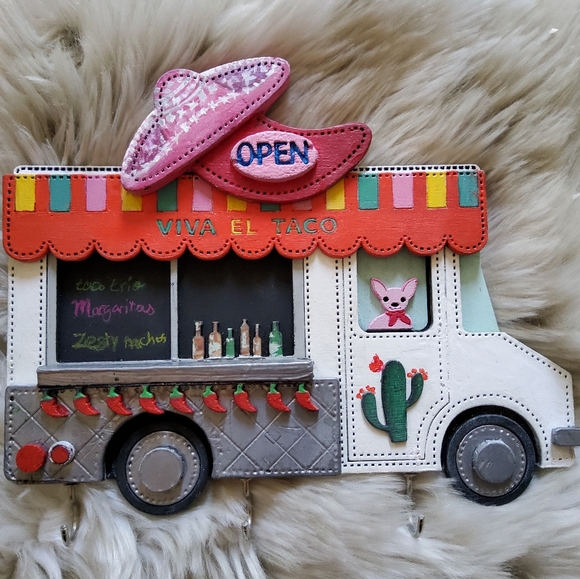 🎈Host Pick🎈Kate Spade Inspired "Taco Truck" Key Holder  Handmade Spectacular - Picture 3 of 11